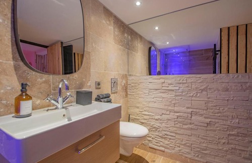 Cuers Hotel | LES BAINS D’EROS