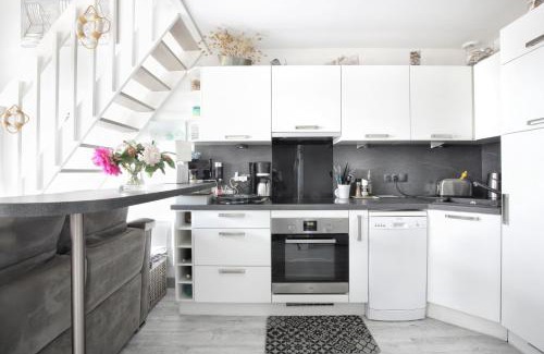 Saint-Jean-de-la-Riviere Apartment | Les balcons des Ecréhous - Duplex front de mer
