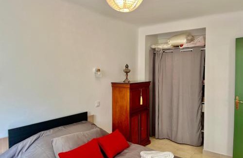 Cagnes-sur-Mer Apartment | Les Bleuets YourHostHelper