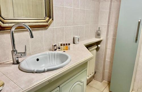 Cagnes-sur-Mer Apartment | Les Bleuets YourHostHelper
