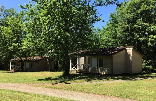 Prayssac Ski Chalet | Les Bois de Prayssac Campsite - 3-room chalet for 4 people