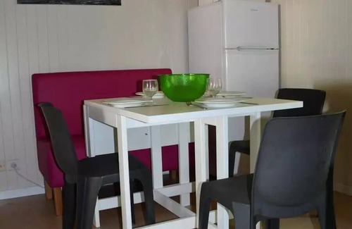 Prayssac Ski Chalet | Les Bois de Prayssac Campsite - 3-room chalet for 5 people