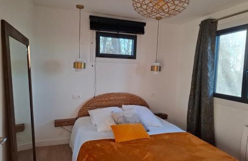 Flexanville Bed & Breakfast | Les Cabanes d'Isa - 1 CHAMBRE lit Queen size