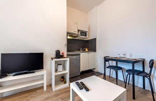 Rive Droite Apartment | Les Capucins - T2 tout confort