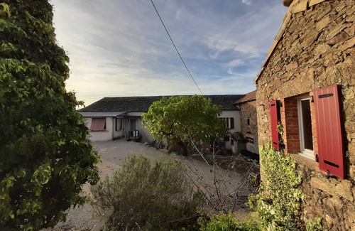 Saint-Andre-de-Najac Villa | Les Carbonniers - Country house, ideal for families or groups