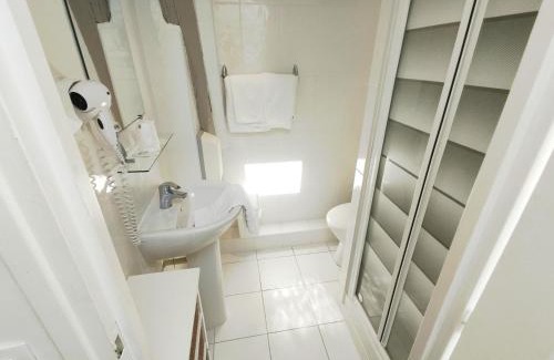 Enclos Hotel | Les Cascades - Hôtel de Charme
