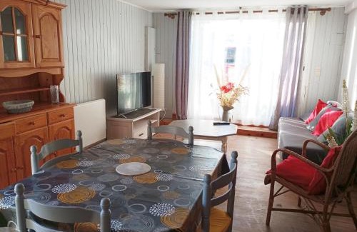 Sarlat-la-Caneda Apartment | Les chênes de Peinch