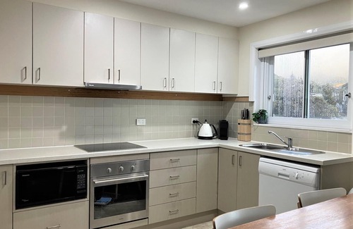 Falls Creek Apartment | Les Chalets 8 - Fantastic location