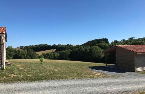 Montredon-Labessonnie Apartment | LES CHALETS D HERMINE