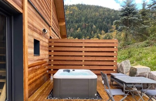 Rochesson Ski Chalet | Les Chalets Perce Neige & Jacuzzi Privatif