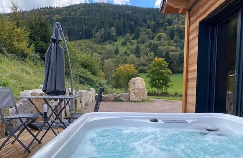 Rochesson Ski Chalet | Les Chalets Perce Neige & Jacuzzi Privatif