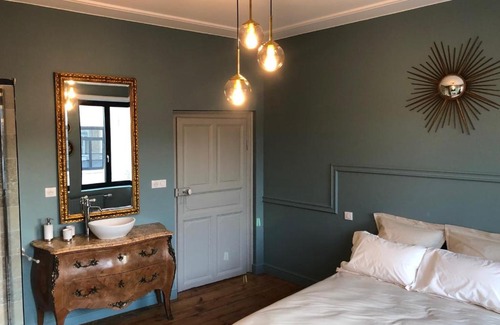 Bergues House | Les chambres Berguoises Chambre au coeur de Bergues