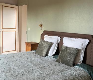 Vierville-sur-Mer Bed & Breakfast | Les chambres d'Omaha Beach Etablissement avec deux chambres d'hôtes, petit-déjeuner compris fait-maison et produits locaux