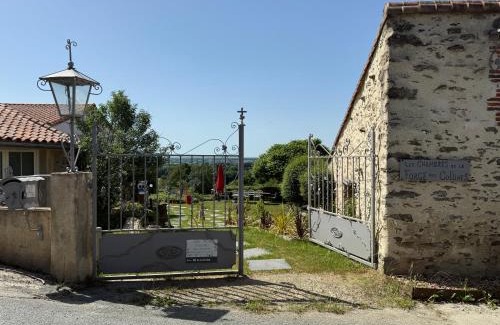 Les Herbiers Bed & Breakfast | Les Chambres de la Forge des Collines