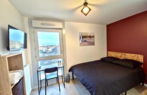 La Faourette Apartment | Les chambres de Sandrine avec salle d'eau privée - Appartement partagé de 3 chambres
