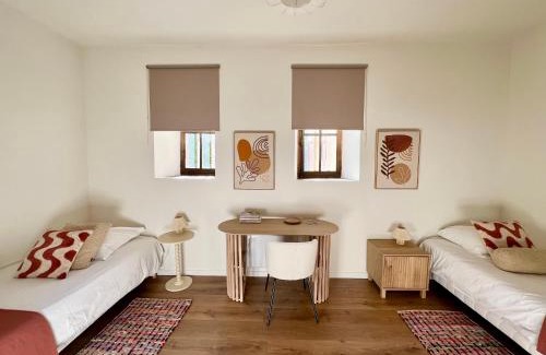 Gigny-sur-Saone House | Les CHARMES
