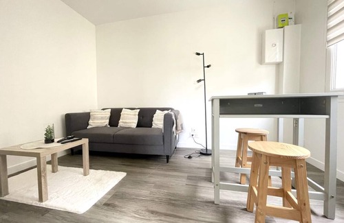 Bayeux Apartment | Les Chats Pitres