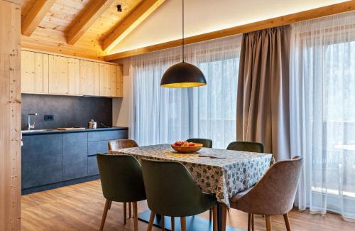 Mareo Apartment | Les Ciases Chalets Dolomites Apt 3