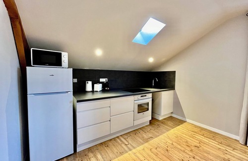 Limoges Apartment | Les Cinqsuites/Le Boheme/2 CH - Dabnb