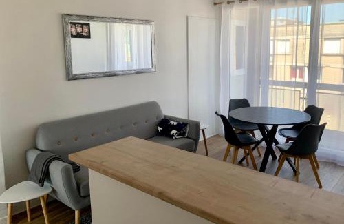 Caen City Centre Apartment | Les Clés de Saint-Jean - Prox Port et Centre Ville
