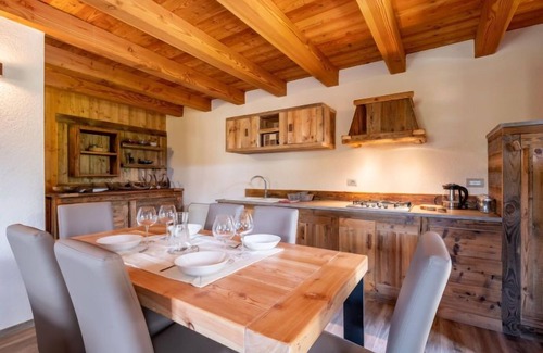 Introd Apartment | Les Combes by Interhome