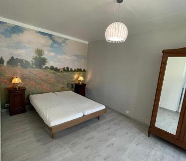 Saint-Romain-sur-Cher House | Les Coquelicots