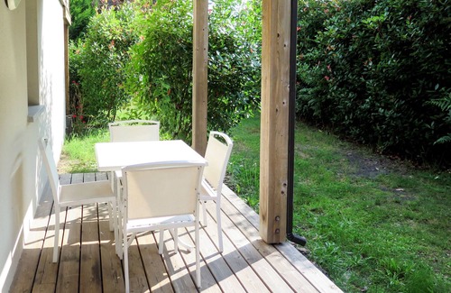 Parentis-en-Born Apartment | Les Cottages du Lac T1 by Interhome