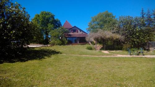 Sainte-Alvere House | Les Coustilles