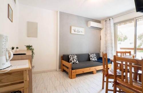 La Petite Motte Apartment | Les Cyprianes by Interhome