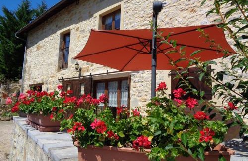 Larroque-Toirac Apartment | Les dessous de la grange