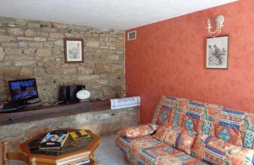 Larroque-Toirac Apartment | Les dessous de la grange