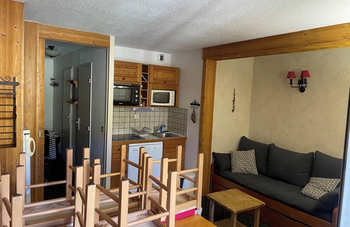 Mont-de-Lans Apartment | Les deux alpes apartment (40m2) 6 pers max