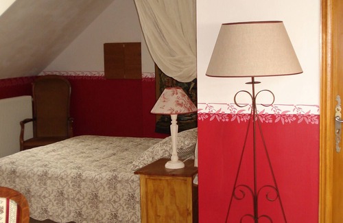 Talcy Bed & Breakfast | Les Eaux Calmes, three guest rooms in Burgundy