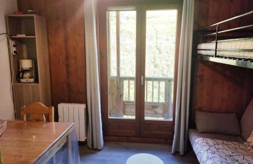 Saint-Sorlin-d'Arves Apartment | Les Ecureuils B11 - Studio montagne 3 pers