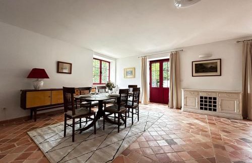 Isle House | Les Ecuries, sur un domaine châtelain