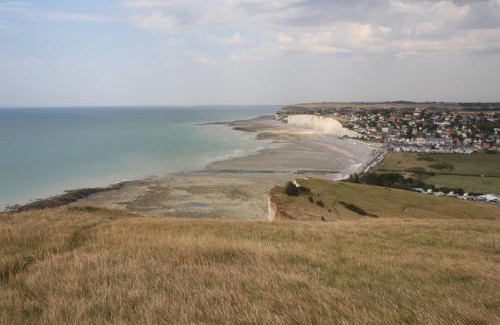 Criel-sur-Mer Apartment | Les Embruns studio ancien corps de ferme plage