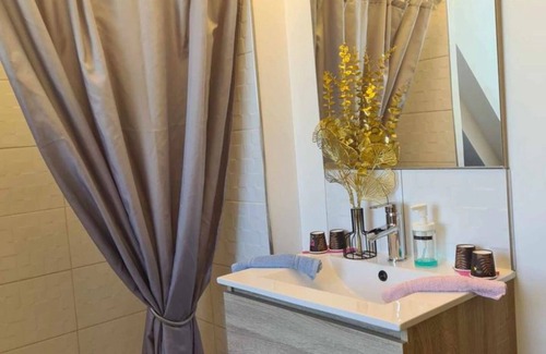 Crevecur-le-Grand Hotel | Les Epinettes