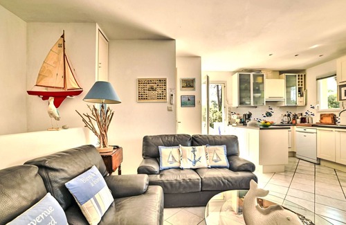 Domino House | Les Epinouses by Interhome