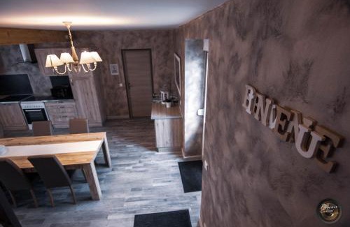 Tanis House | Les escargots du mont