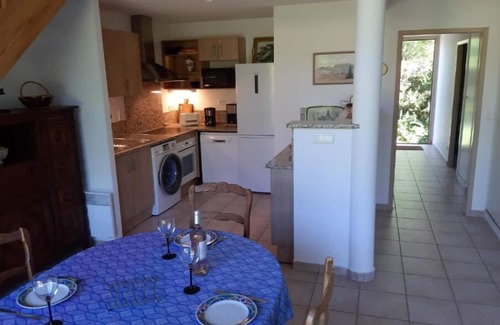 Laroque-des-Alberes House | Les Femades