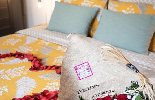Bourseville House | Les Fines Bulles & spa