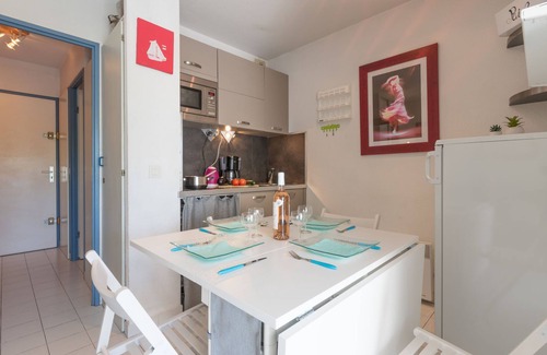Le Couchant Apartment | Les Flamants Roses by Interhome