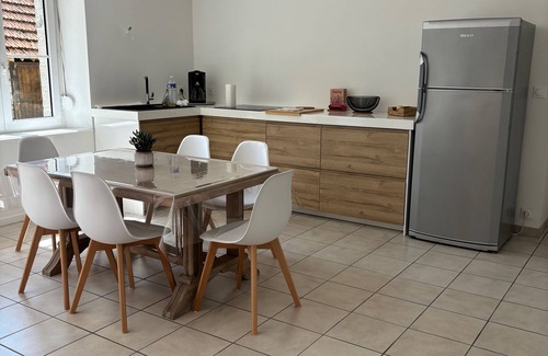 Dragey-Ronthon House | Les flots bleus: Charming little house by the sea (1.6km away)!