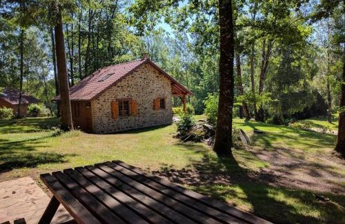 Cussac House | Les frenes