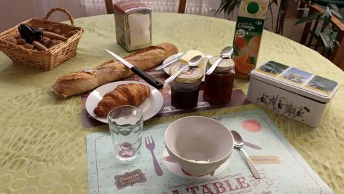Fontaine Lestang-Bagatelle-Papus-Tabar-Bordelongue Bed & Breakfast | Les Gardénias