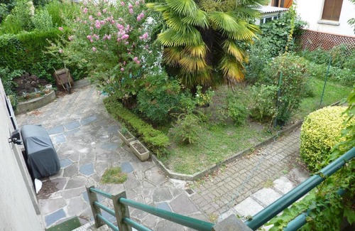Fontaine Lestang-Bagatelle-Papus-Tabar-Bordelongue Bed & Breakfast | Les Gardénias