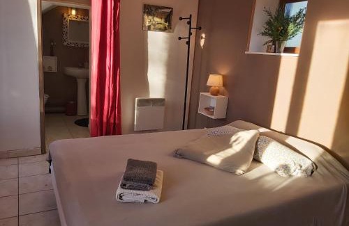Menil-Hubert-sur-Orne House | Les Gites de la Valette