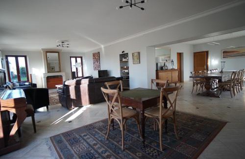 Cricqueville-en-Bessin House | Les Grandes Landes - Piscine privée - Grand jardin