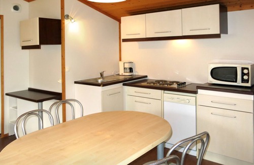 Beynat House | Les Hameaux de Miel-Chalet 6 pers. by Interhome