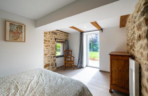 Saint-Jean-Lespinasse House | Les Hauts de Saint-Jean
